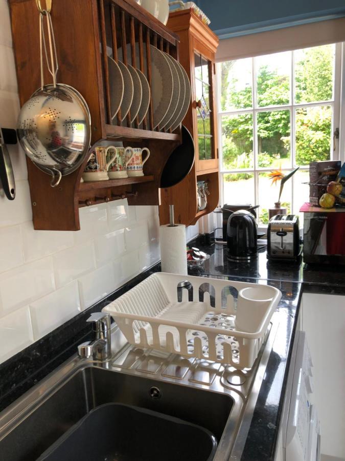 Little Treasure With Up To 25 Percent Off Ferry Apartment Shanklin Exterior photo